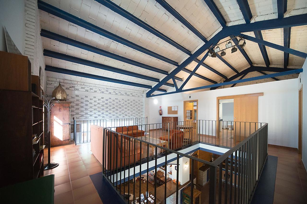 Crux Albergue Adahuesca Екстериор снимка
